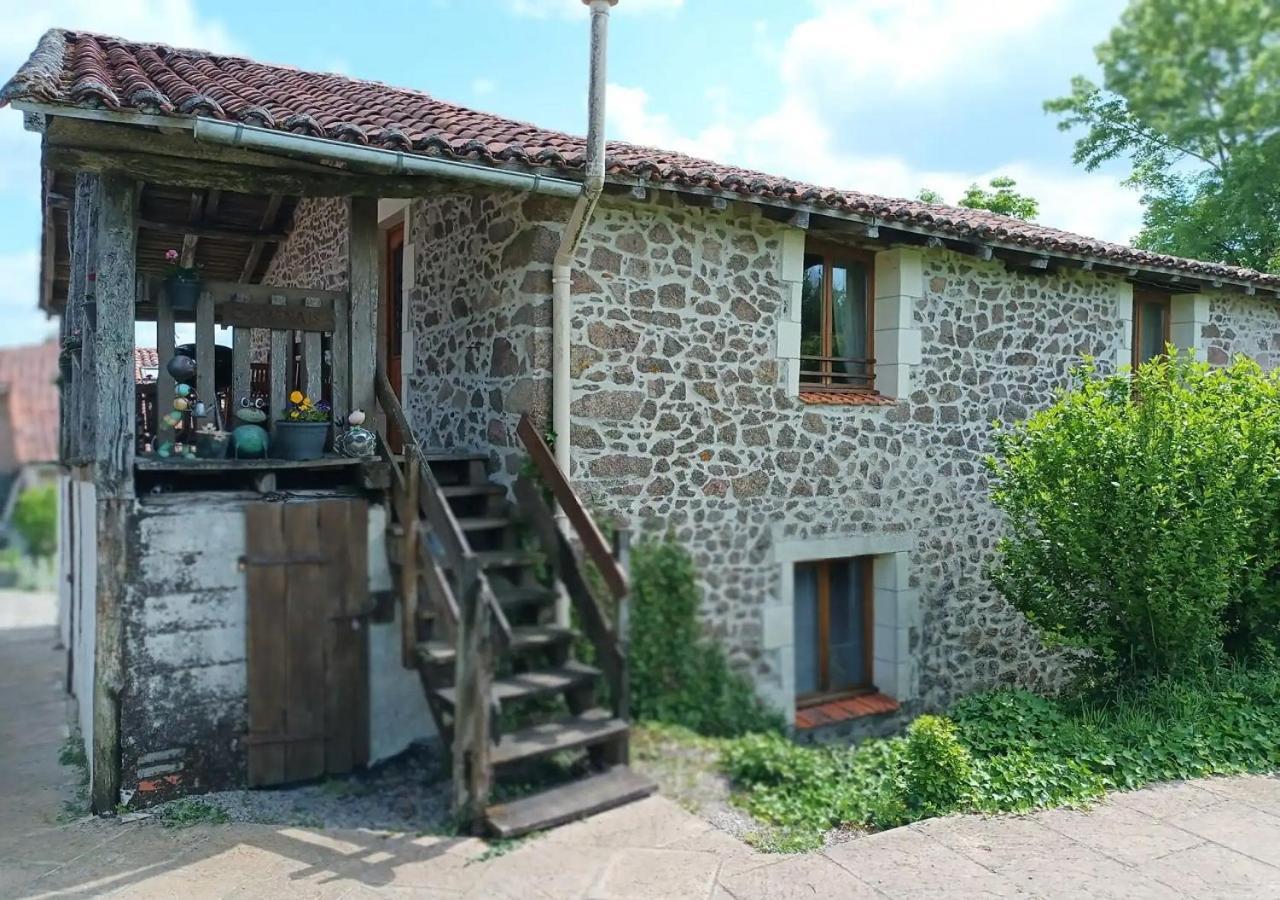 Tranquille Vienne Gites A Chirac Dept Charente Εξωτερικό φωτογραφία