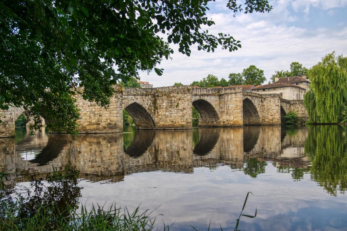 Tranquille Vienne Gites A Chirac Dept Charente Εξωτερικό φωτογραφία